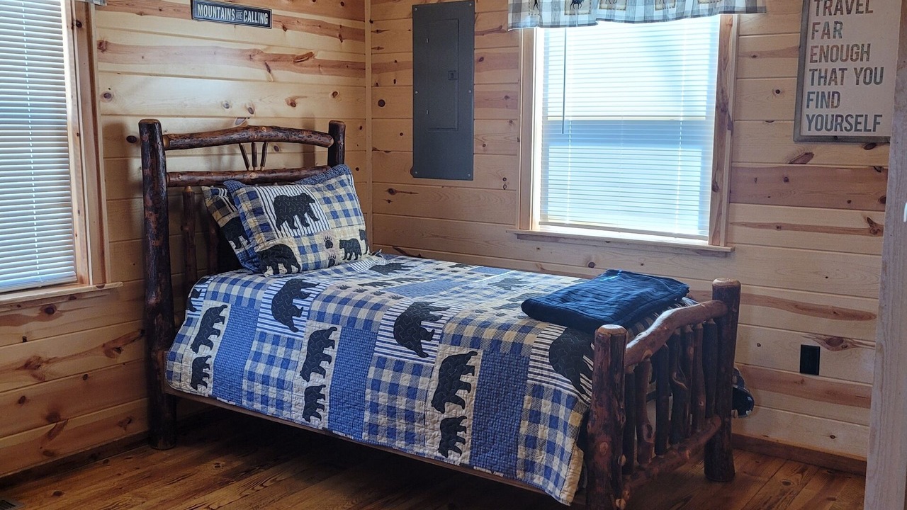Photo of Bedroom in Murphy
