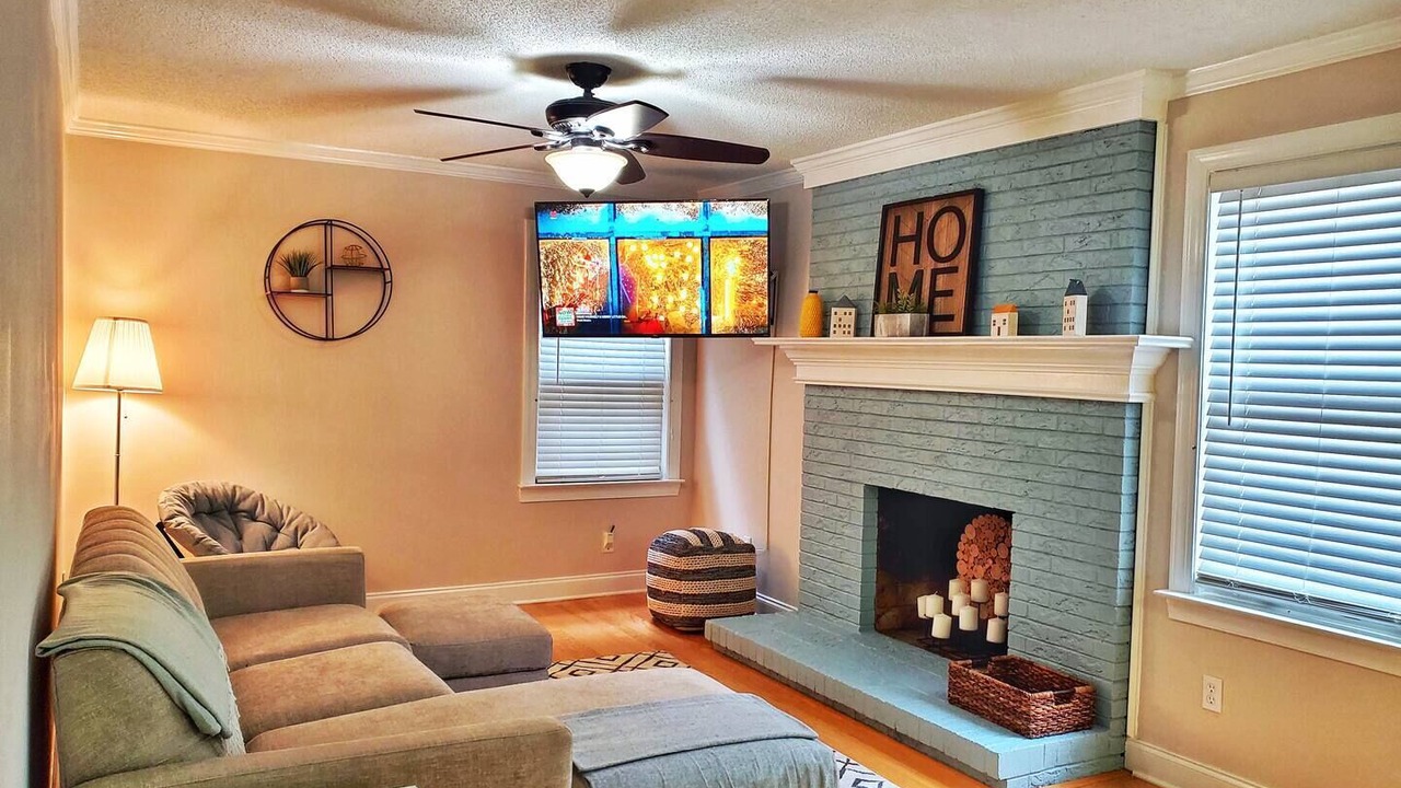 Photo of Bedroom in Pineville