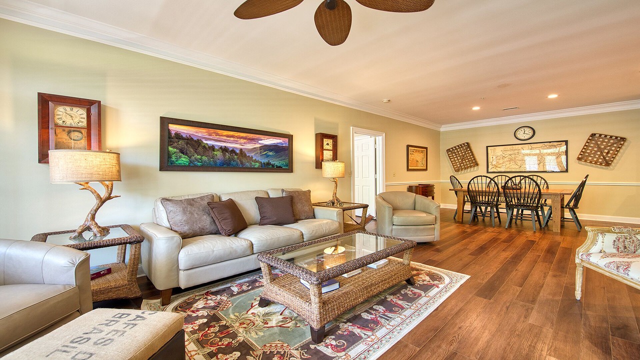 Photo of Livingroom in Maggie Valley