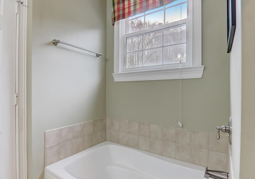Photo of Bathroom in Maggie Valley