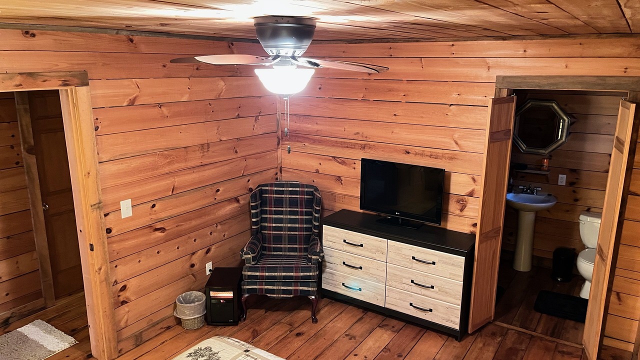 Photo of Bedroom in Newland