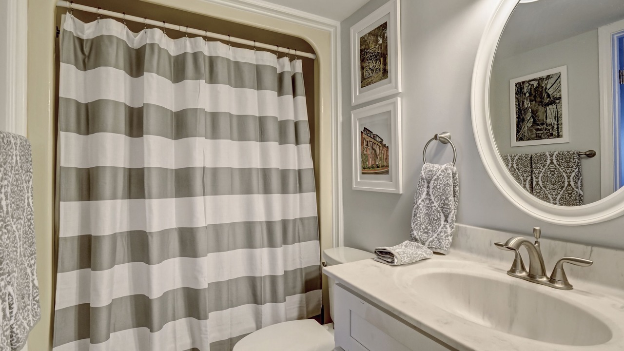 Photo of Bathroom in Wilmington Beach