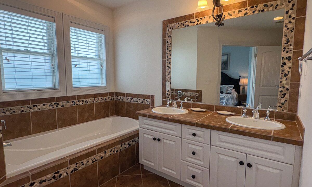Photo of Bathroom in Southern Shores