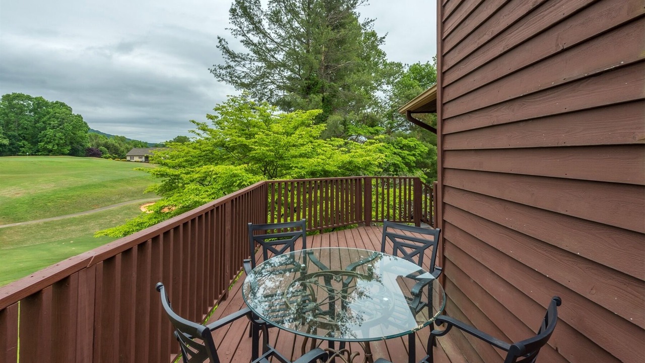 Photo of Patio Balcony in Lake Lure
