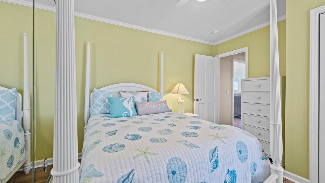 Photo of Bedroom in Emerald Isle