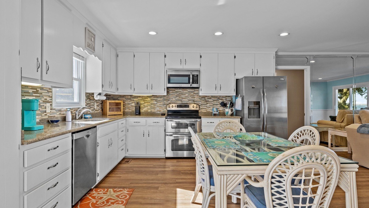 Photo of Kitchen in Emerald Isle