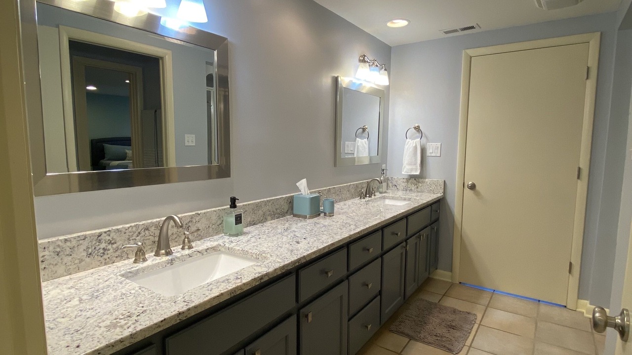 Photo of Bathroom in Hickory