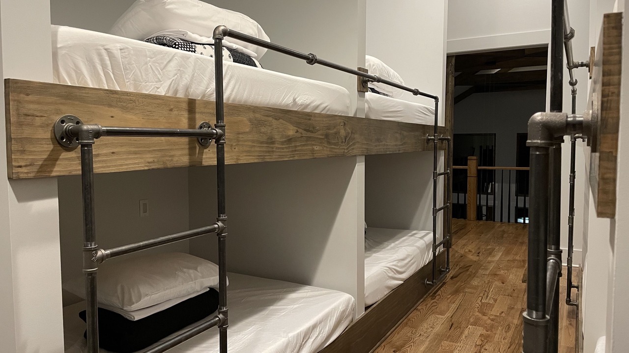 Photo of Bedroom in Nebo