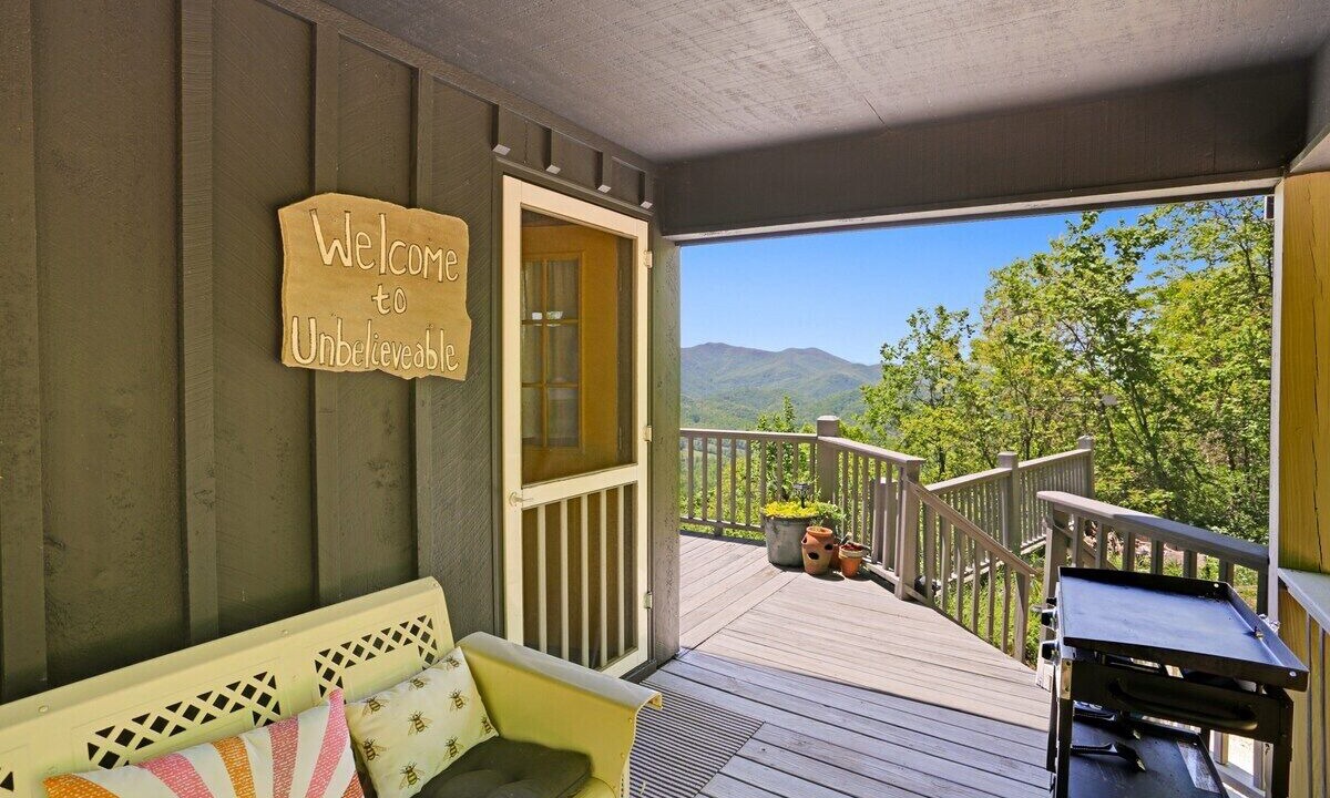 Photo of Patio Balcony in Hayesville