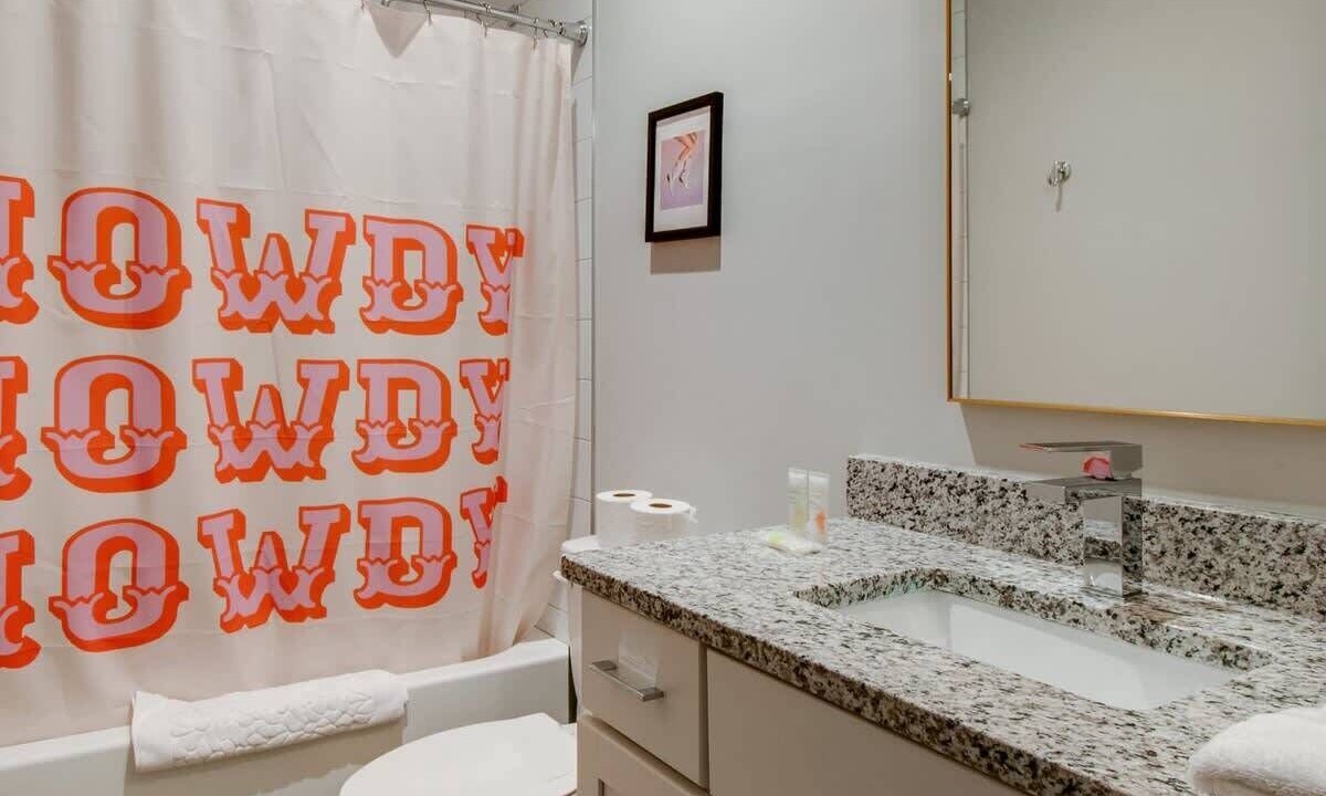 Photo of Bathroom in Talbot's Corner