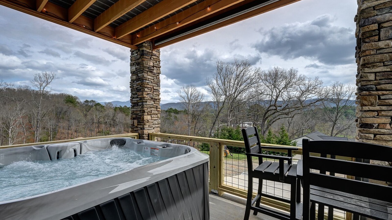 Photo of Patio Balcony in Weaverville