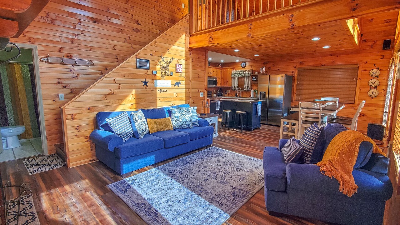 Photo of Livingroom in Grassy Creek
