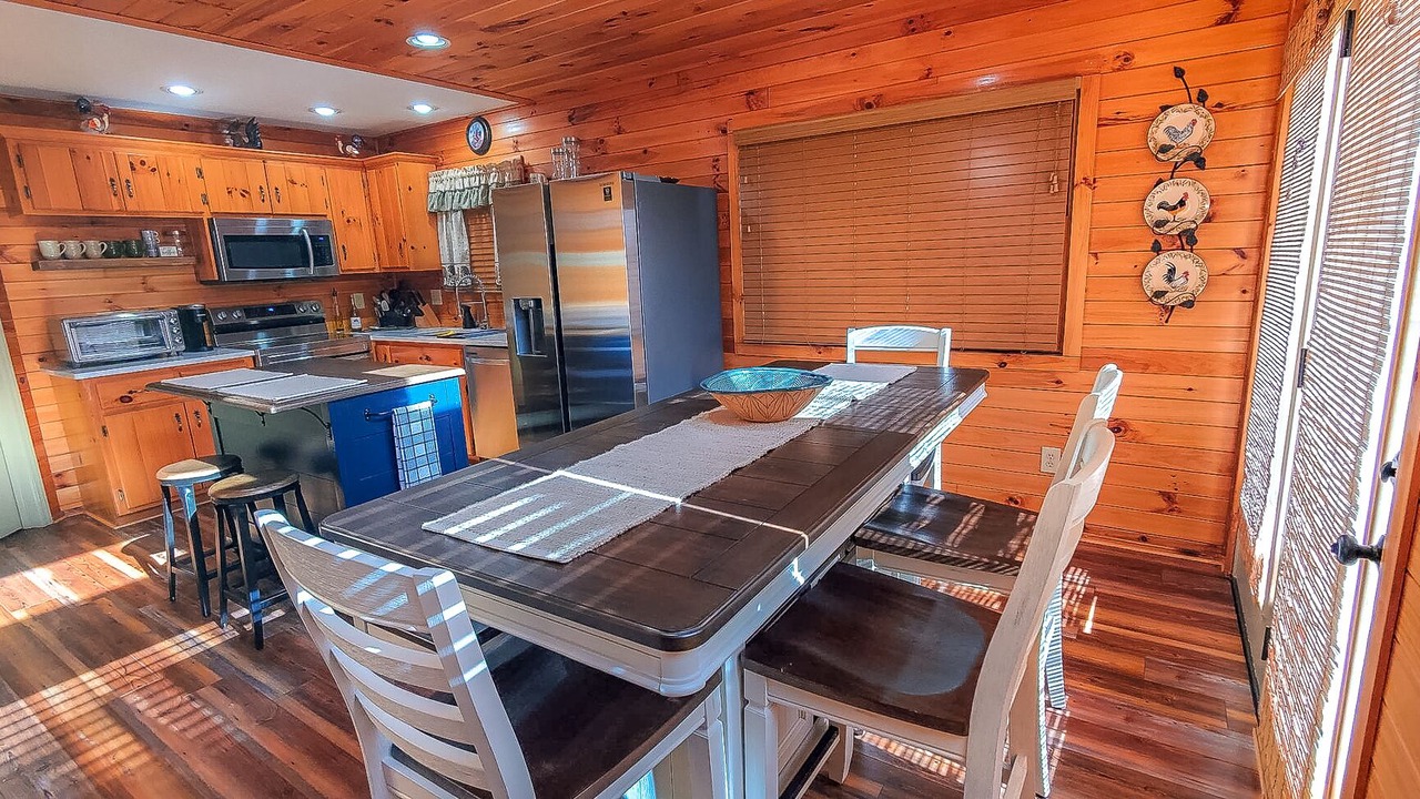 Photo of Kitchen in Grassy Creek