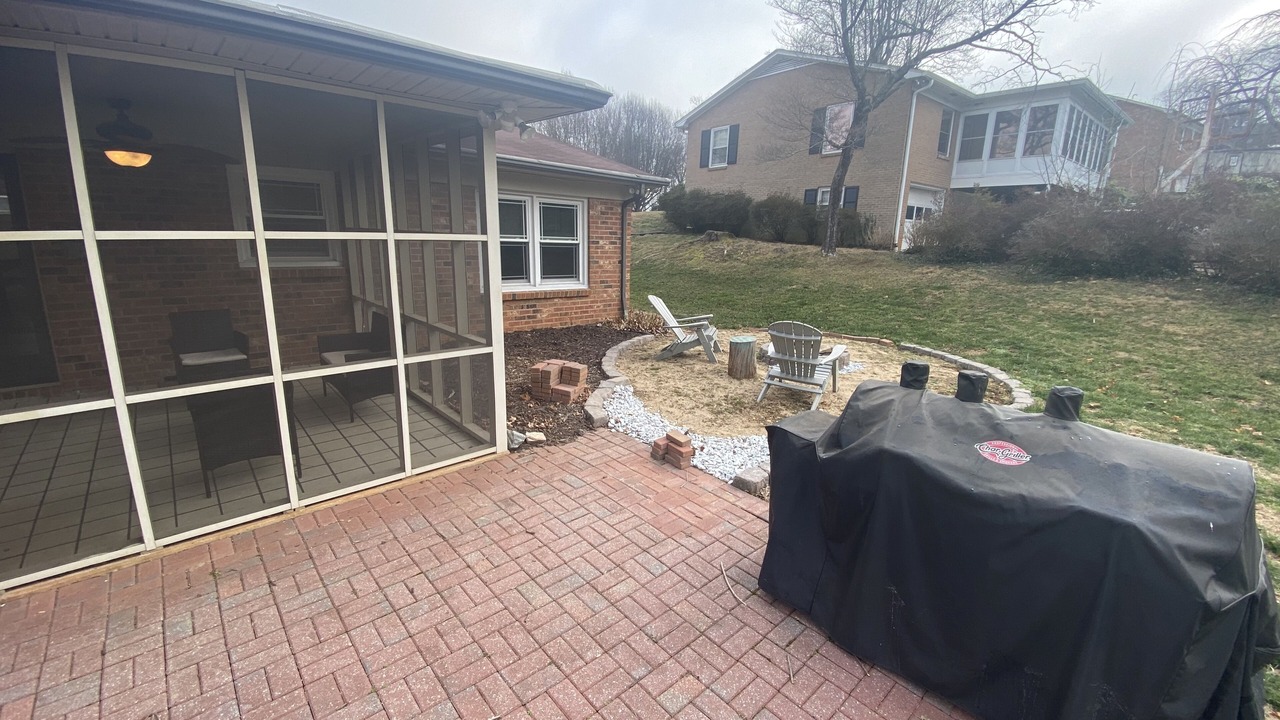 Photo of Outdoor in Hickory
