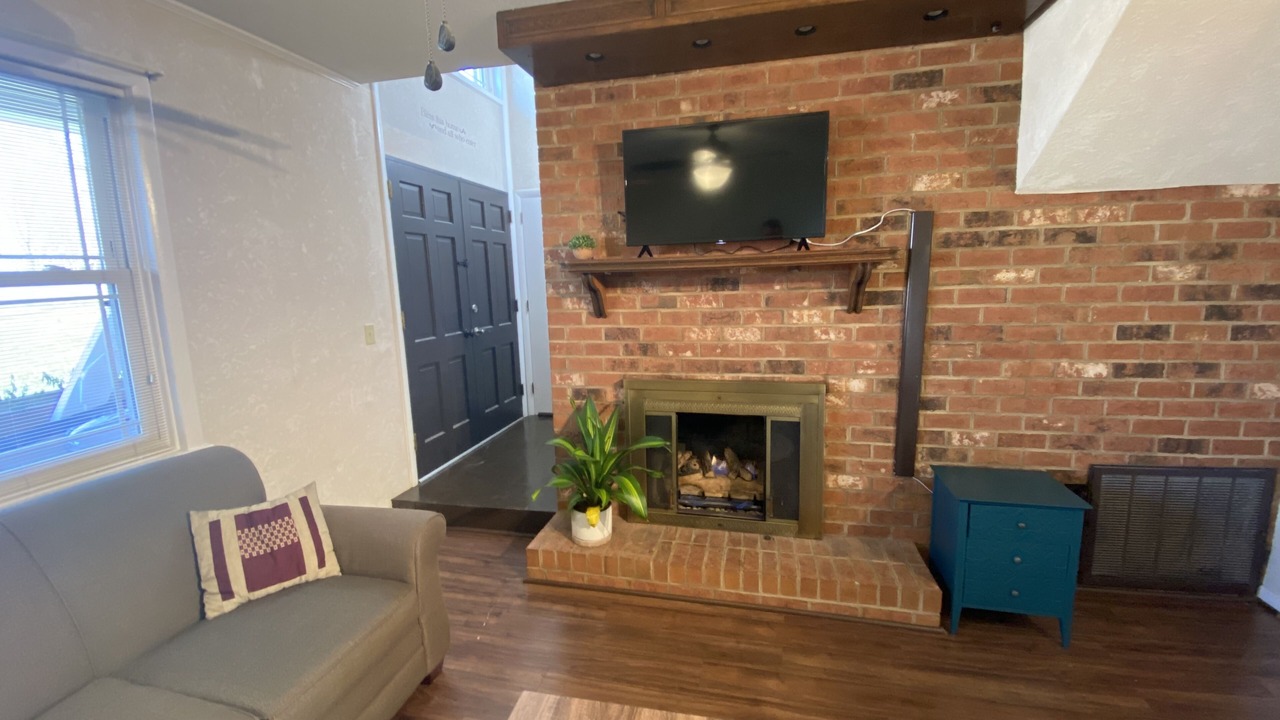 Photo of Livingroom in Hickory