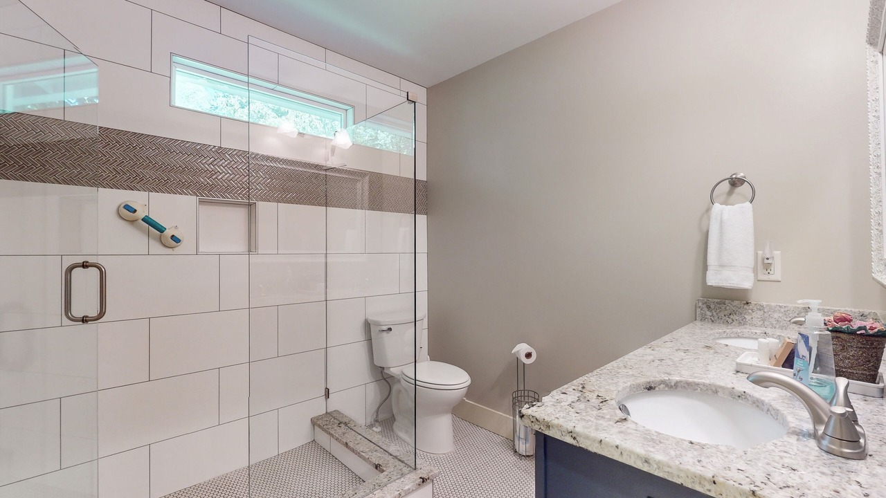 Photo of Bathroom in Flat Rock