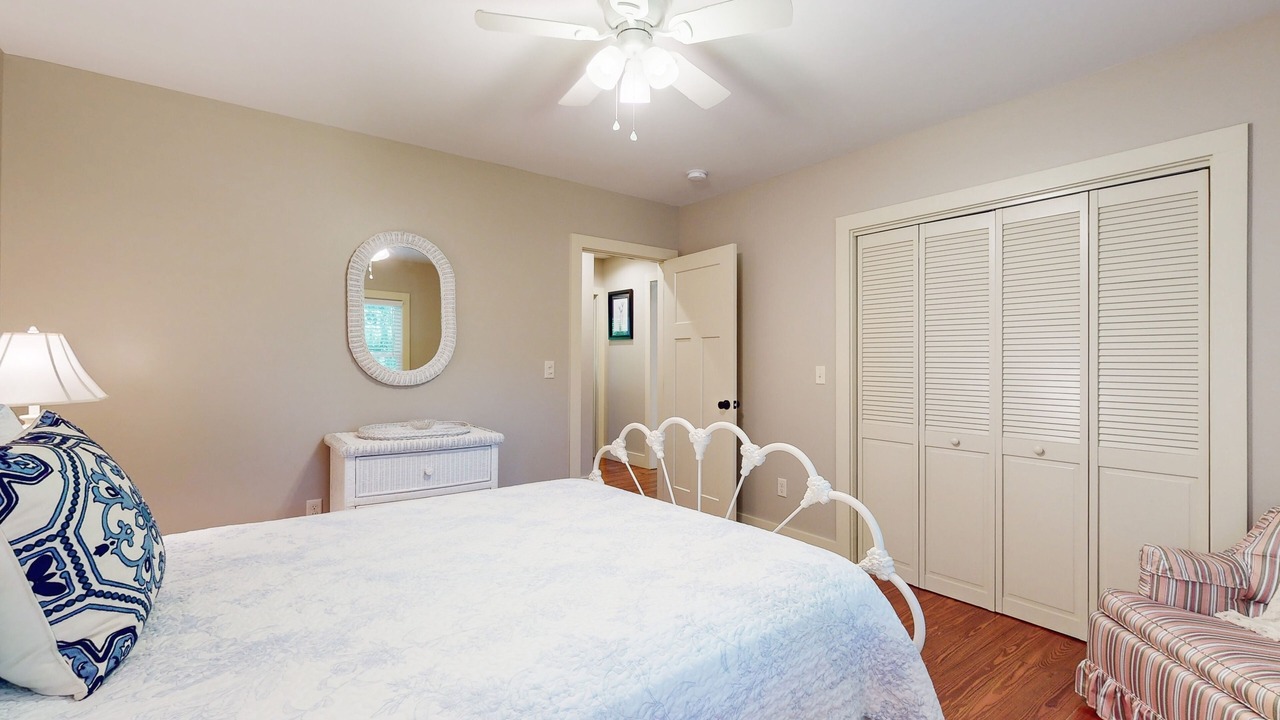 Photo of Bedroom in Flat Rock