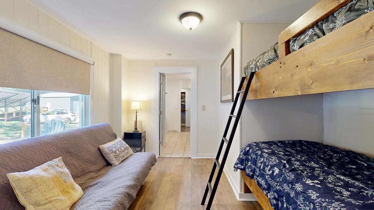 Photo of Bedroom in Bent Creek