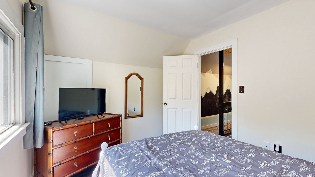 Photo of Bedroom in Bent Creek