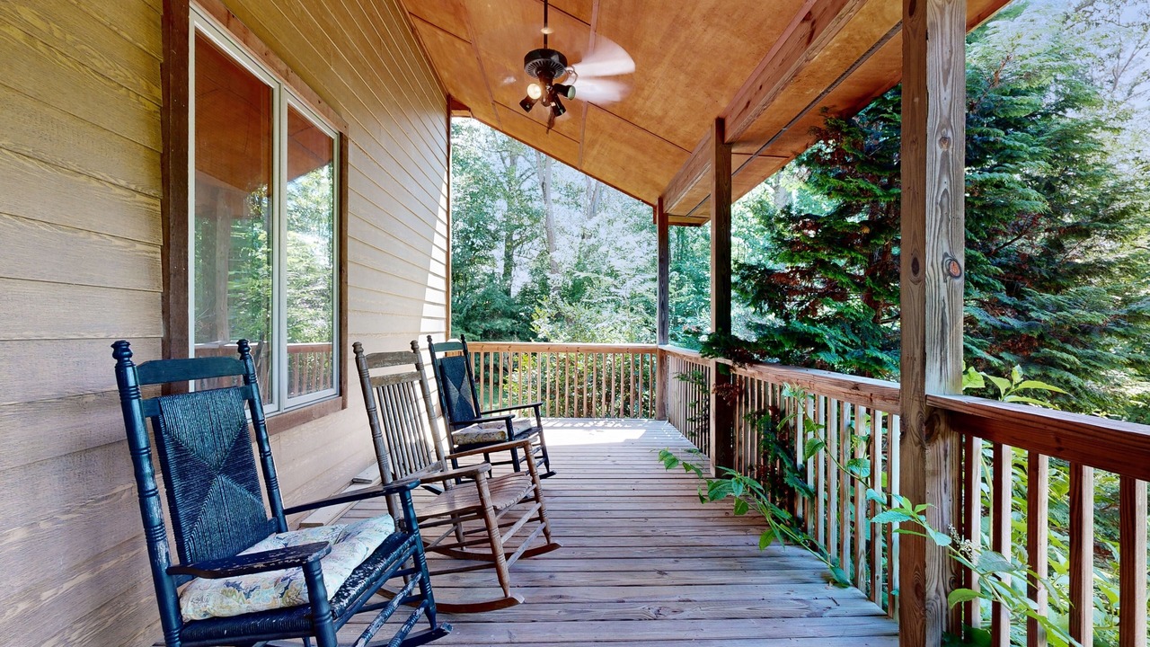 Photo of Patio Balcony in Alexander