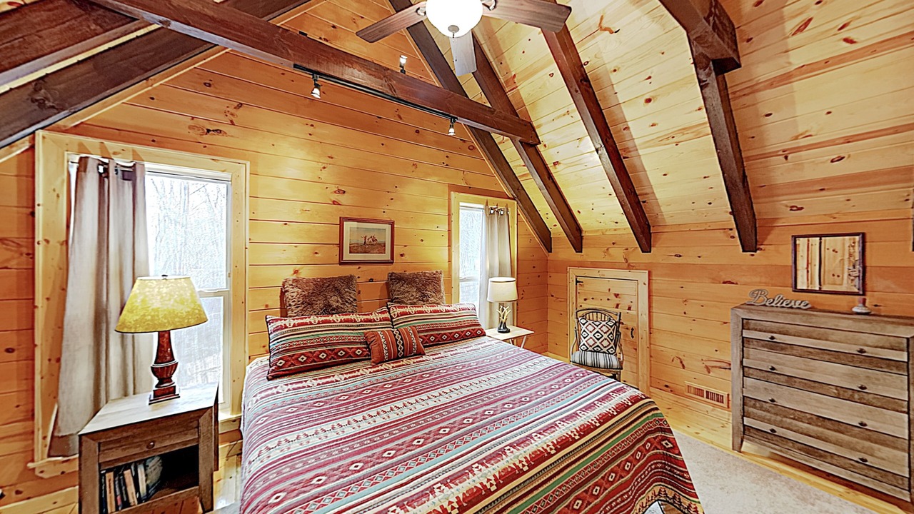 Photo of Bedroom in Maggie Valley