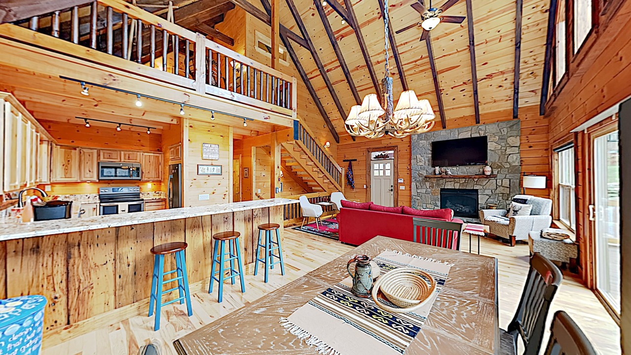 Photo of Livingroom in Maggie Valley