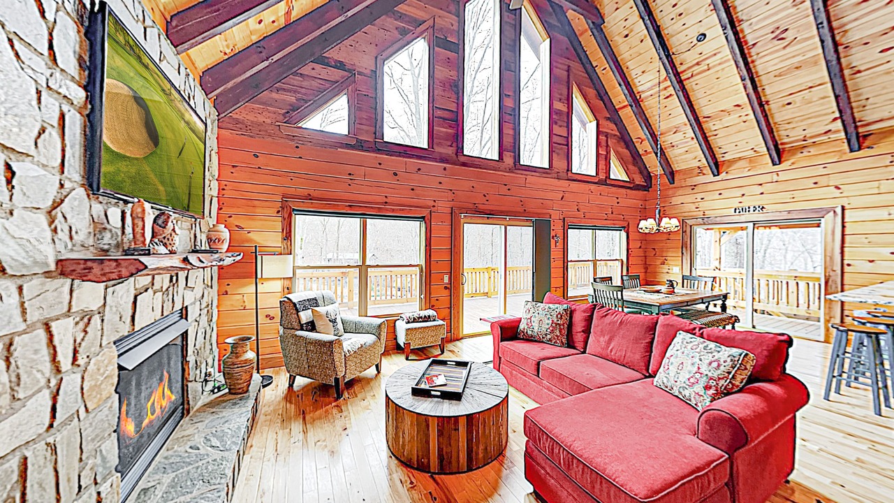 Photo of Livingroom in Maggie Valley