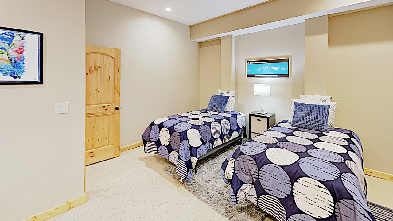 Photo of Bedroom in Maggie Valley