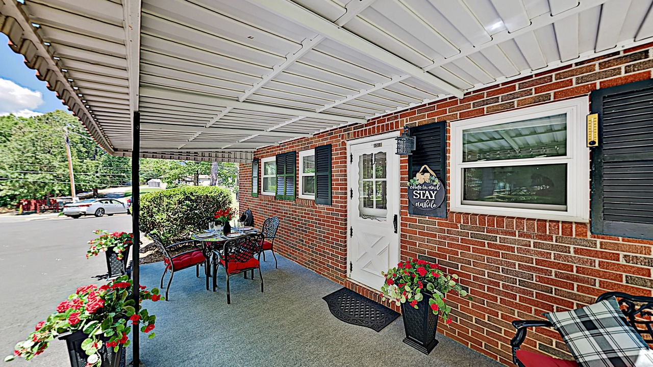 Photo of Outdoor in Swannanoa
