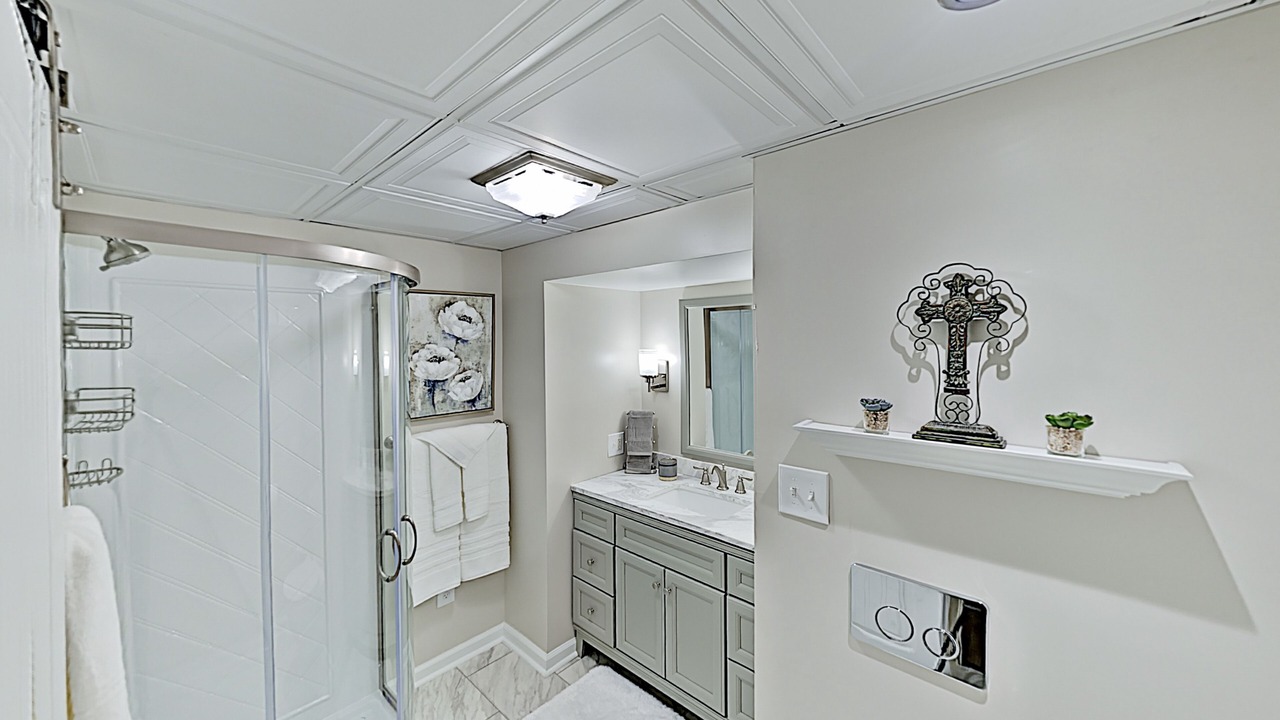 Photo of Bathroom in Swannanoa