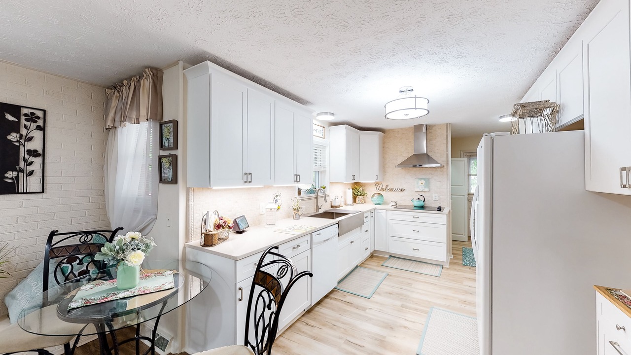 Photo of Kitchen in Swannanoa