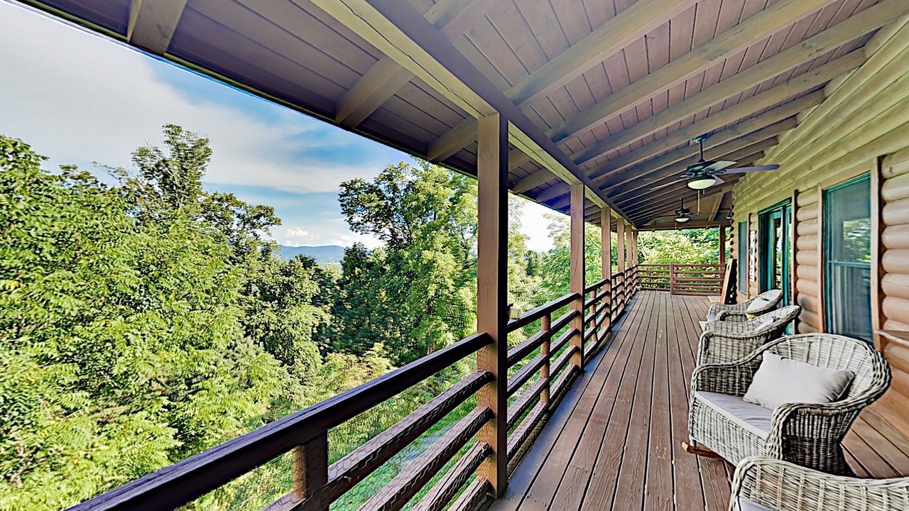Photo of Patio Balcony in Royal Pines