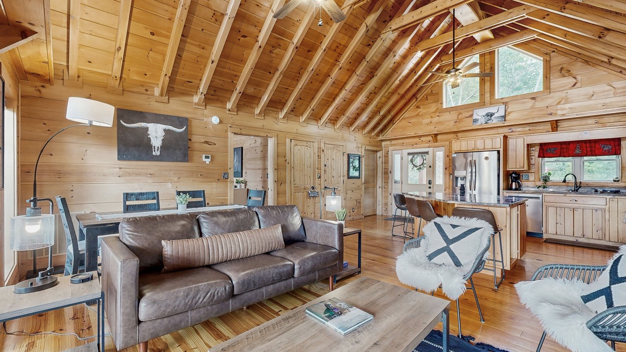 Photo of Livingroom in Mills River