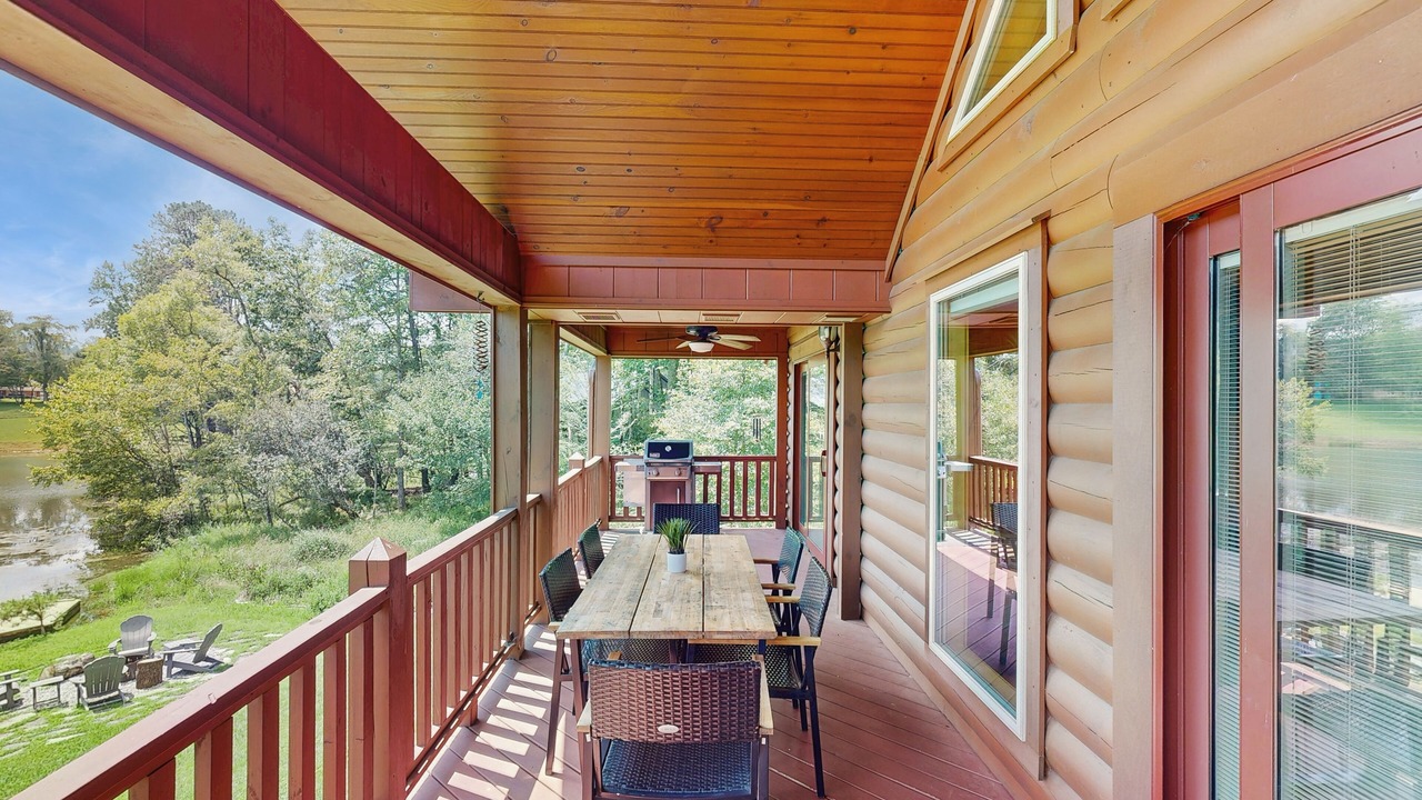 Photo of Outdoor in Mills River