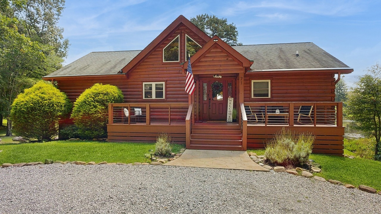 Photo of Outdoor in Mills River
