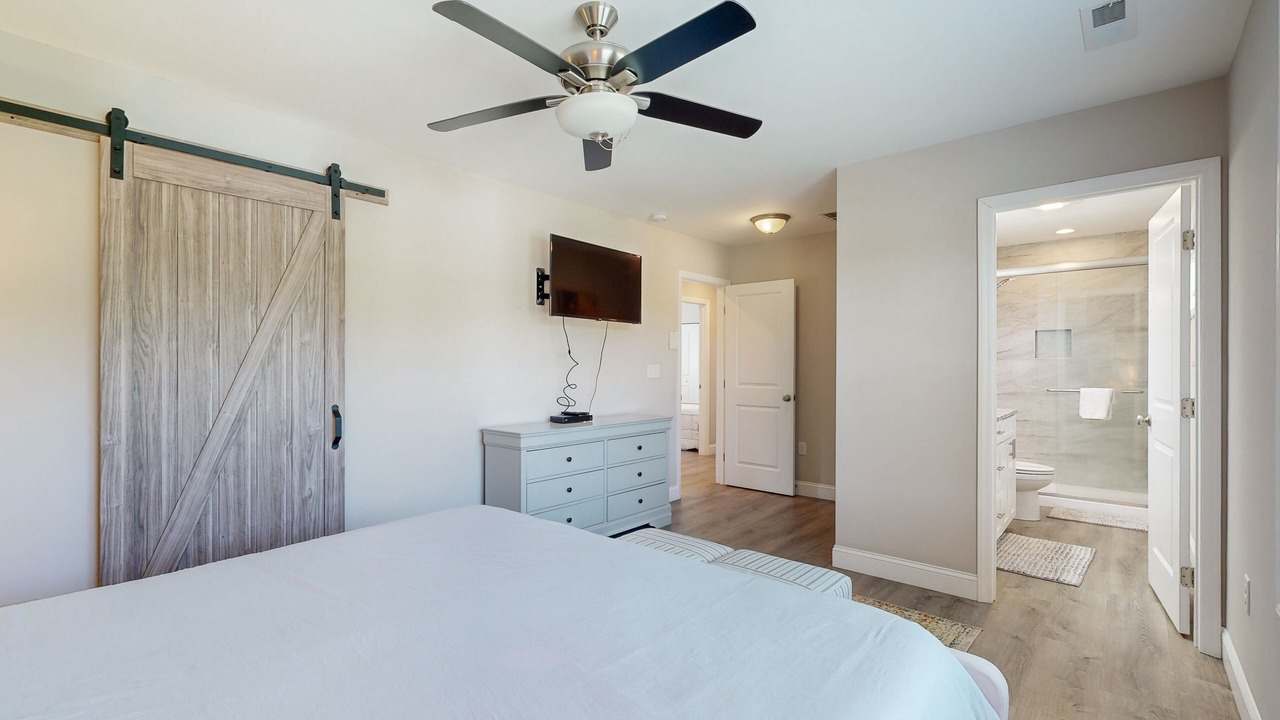 Photo of Bedroom in Alexander