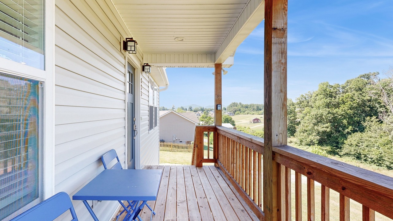 Photo of Patio Balcony in Alexander