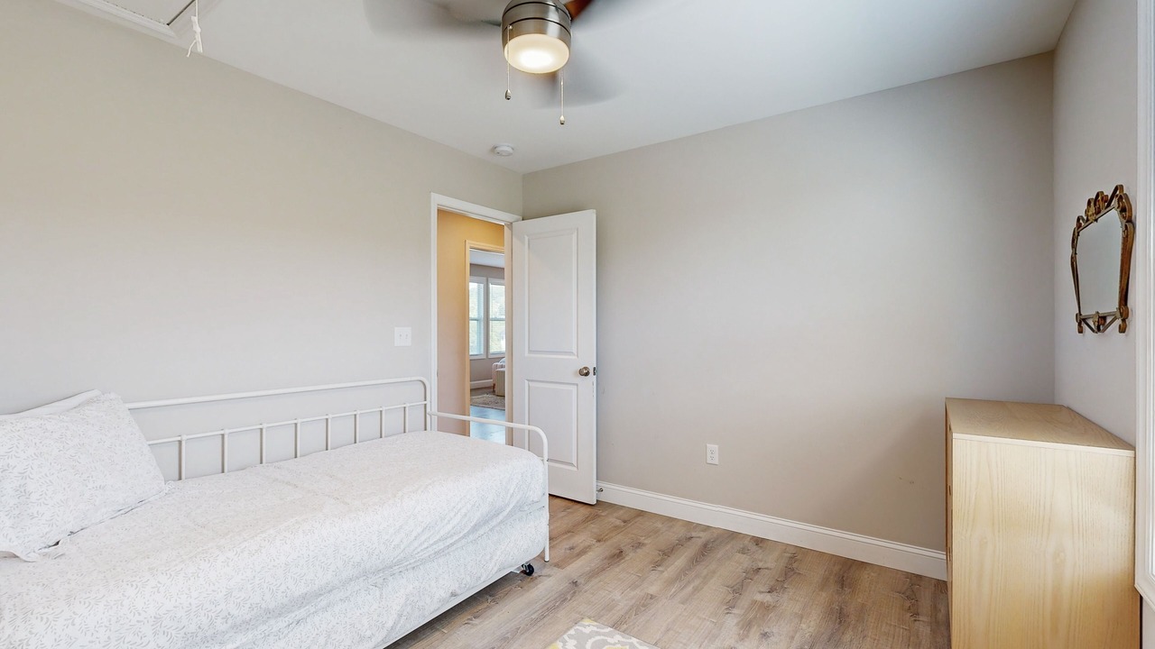 Photo of Bedroom in Alexander