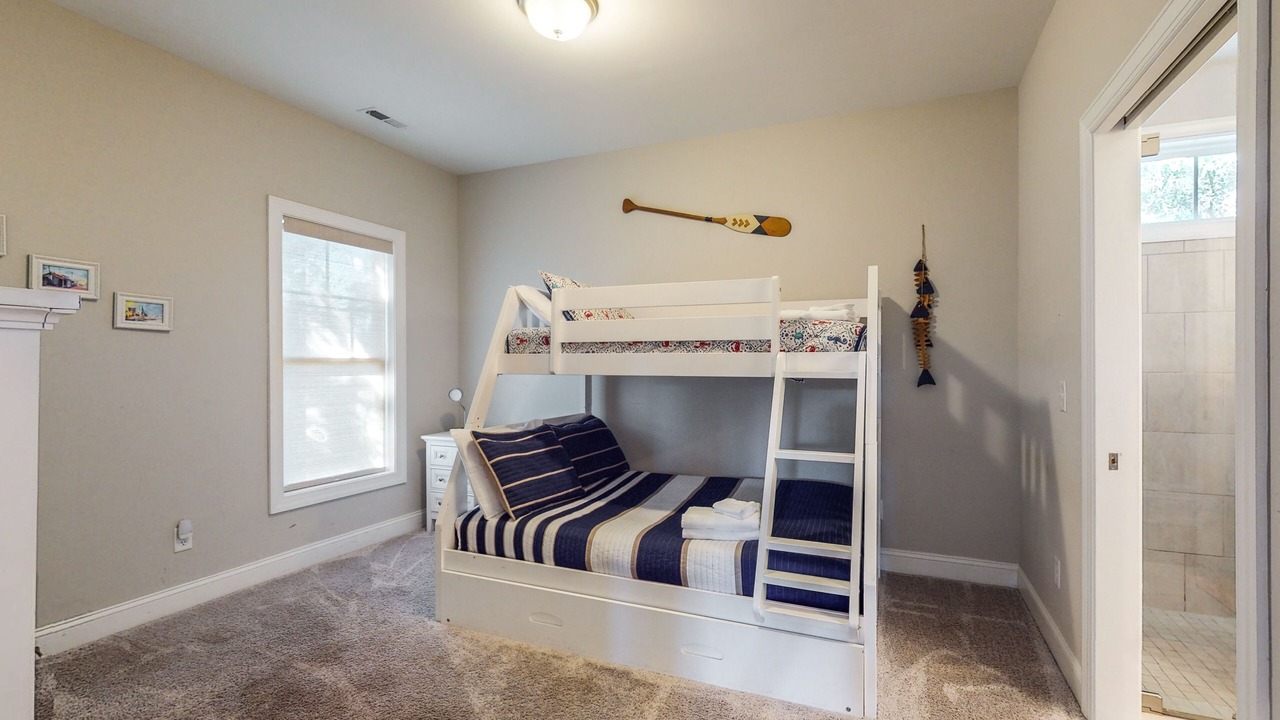 Photo of Bedroom in Caswell Beach