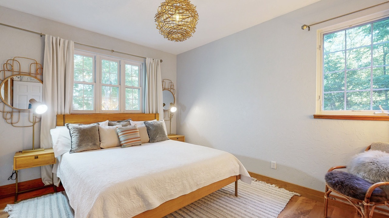 Photo of Bedroom in Asheville