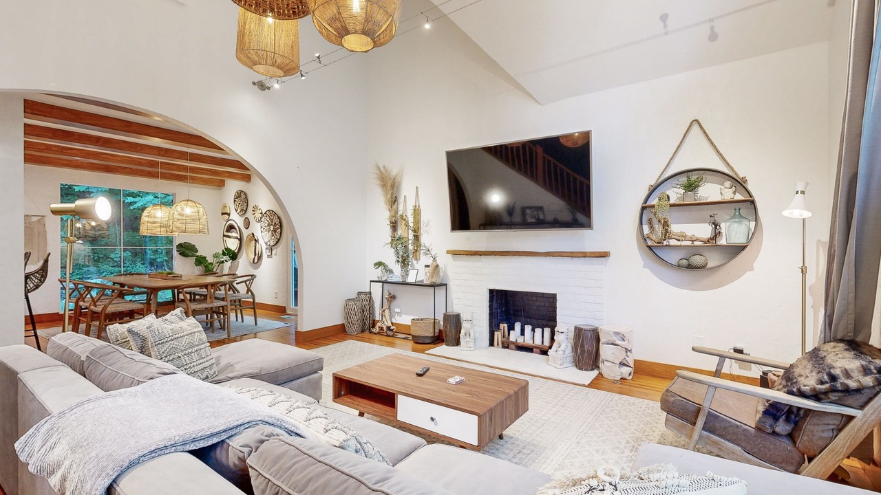 Photo of Livingroom in Asheville