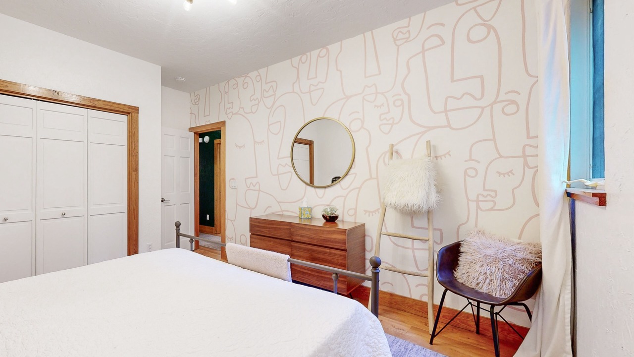 Photo of Bedroom in Asheville