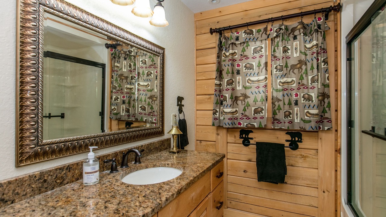 Photo of Bathroom in Rutherfordton