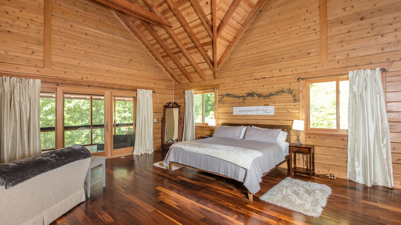 Photo of Bedroom in Rutherfordton