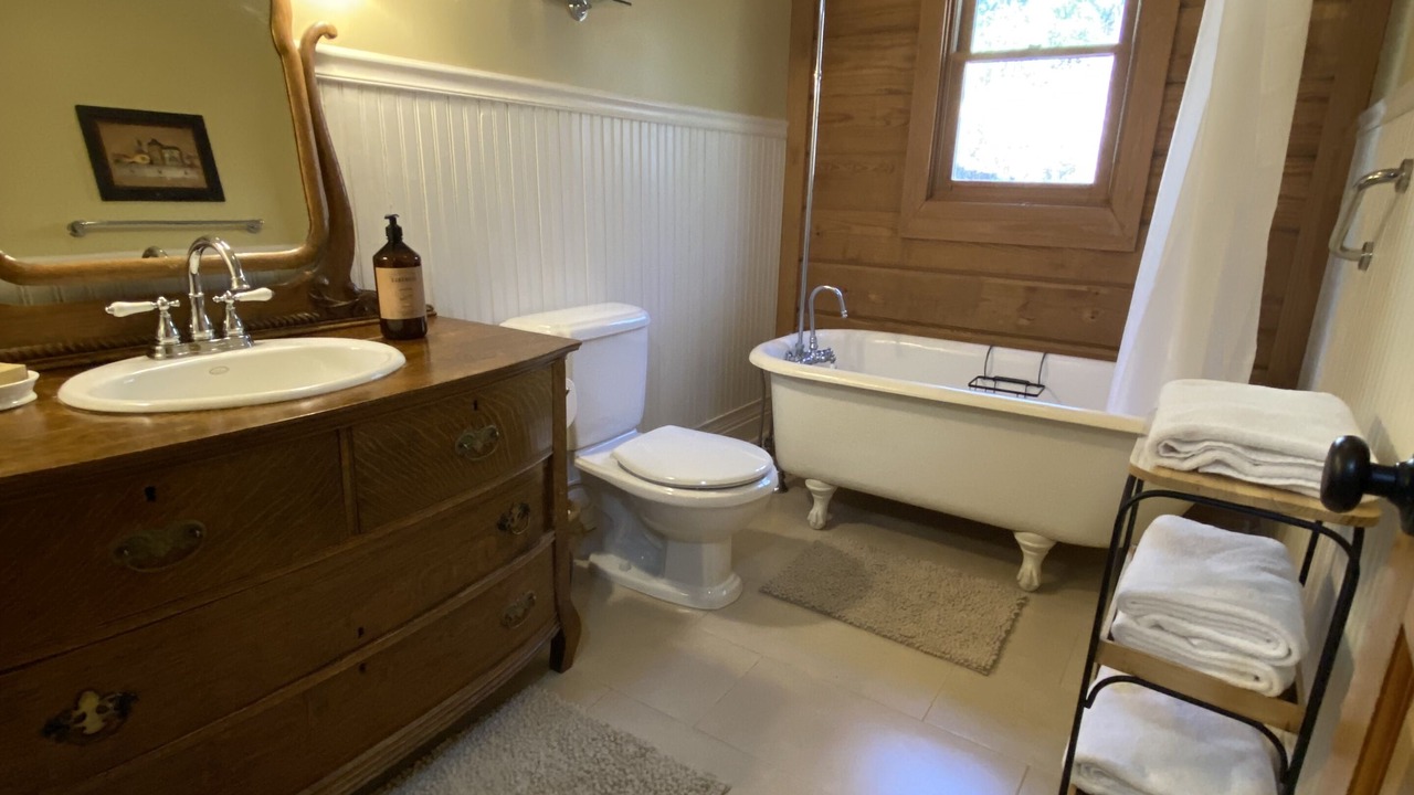 Photo of Bathroom in Bryson City