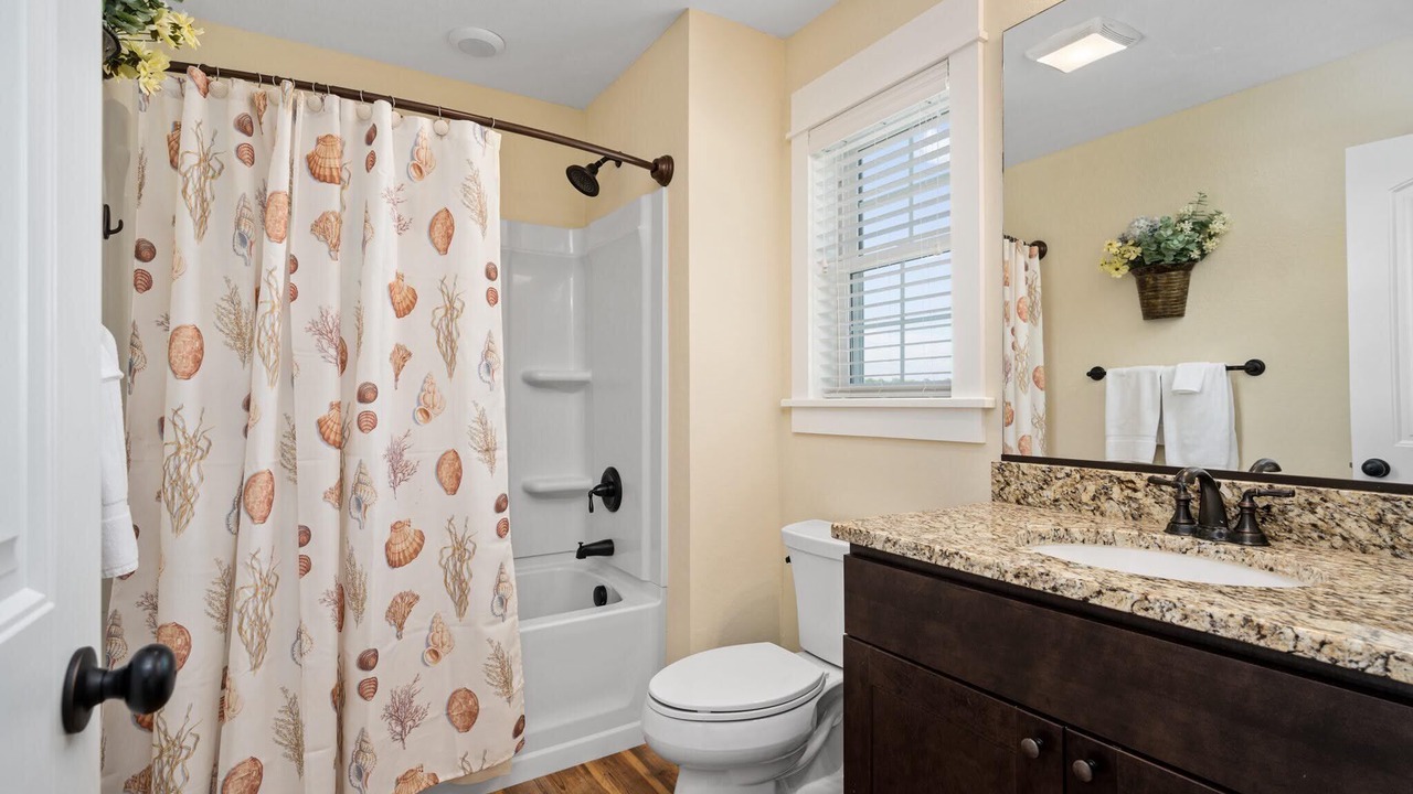 Photo of Bathroom in Bermuda Bay