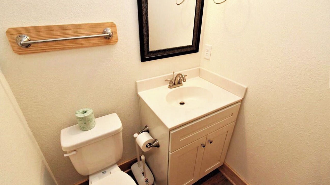 Photo of Bathroom in South Nags Head