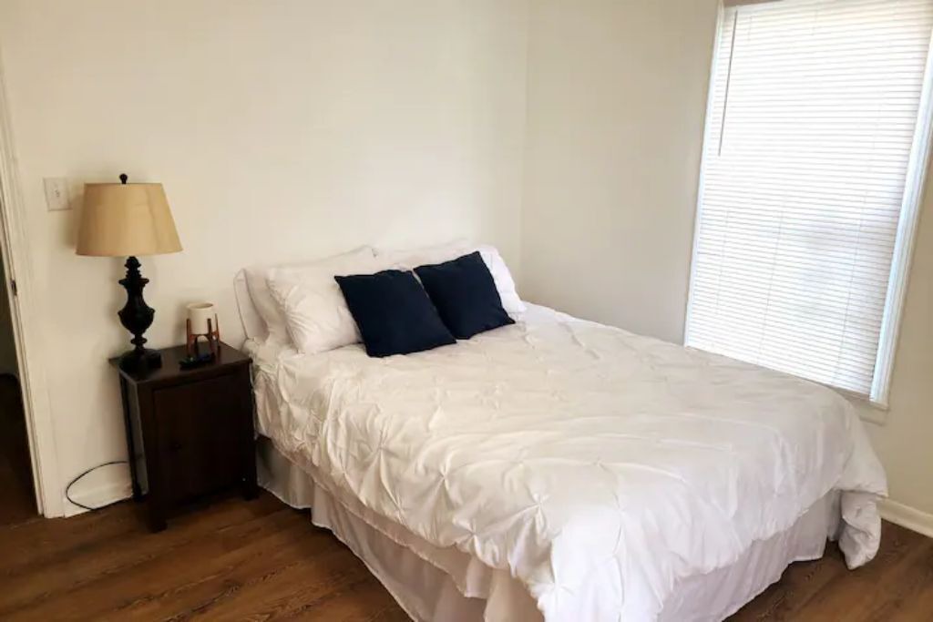 Photo of Bedroom in Crestline Heights