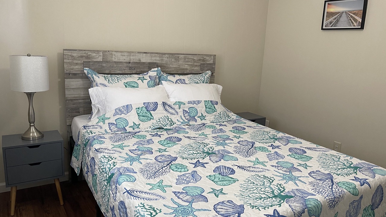 Photo of Bedroom in Myrtle Grove