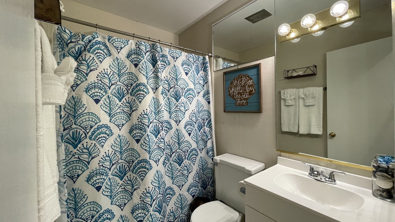 Photo of Bathroom in Myrtle Grove